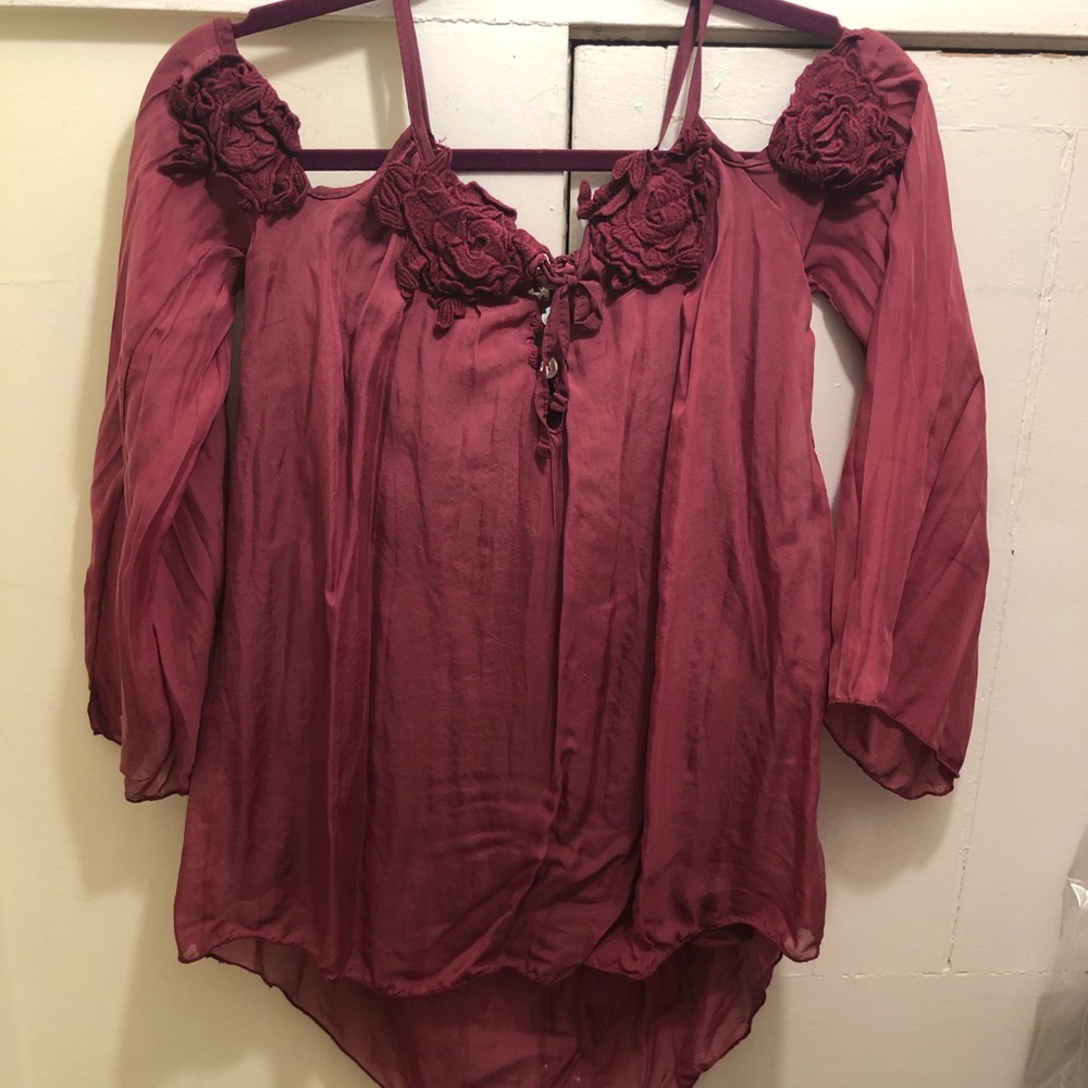 Long sleeve rose silk blouse with open shoulders